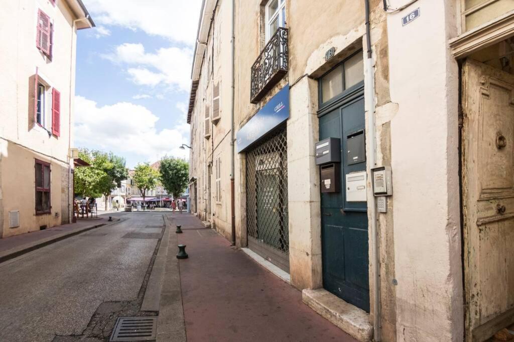 L'Escale - Topdestination-Bourg - Centre Ville - Classe 3 Etoiles Екстериор снимка