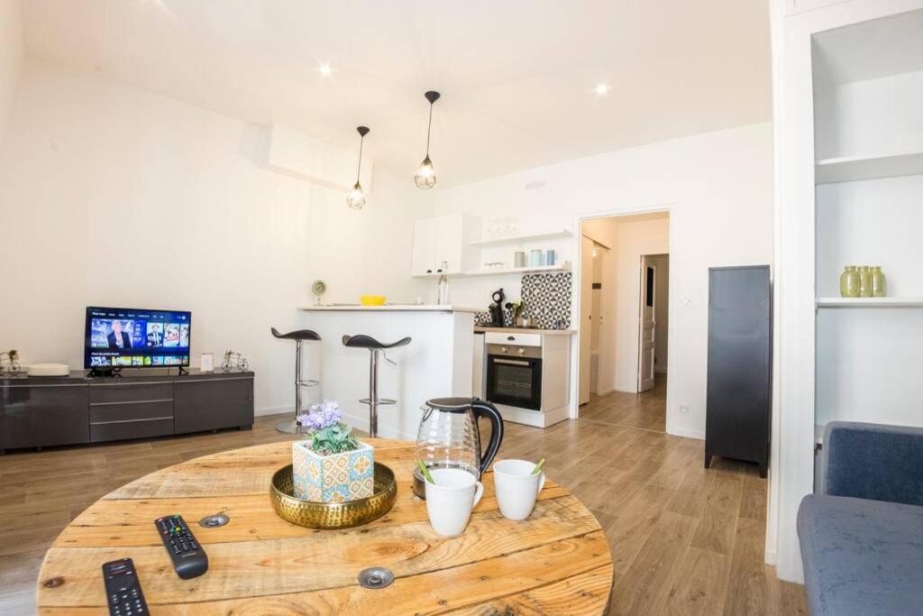 L'Escale - Topdestination-Bourg - Centre Ville - Classe 3 Etoiles Екстериор снимка